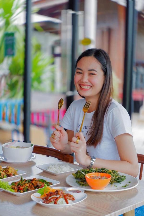 Srihome ยายศรีโฮมแอนแคมป์ปิ้ง Ban Don Tum Exterior foto